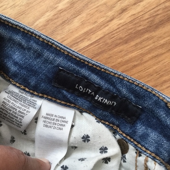 Lucky Brand Lolita Skinny Chew Hem  Distressed EUC - Picture 7 of 13